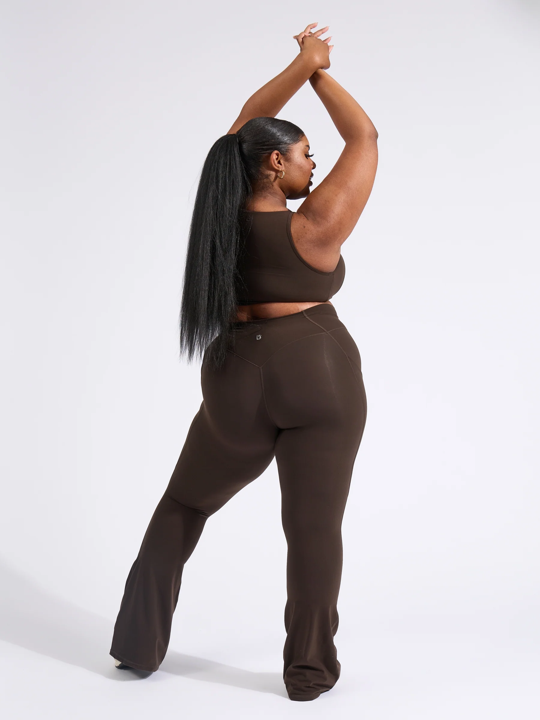 Twisted Curve Sports Bra - Cold Brew - Image 8